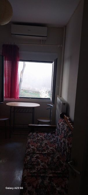 Photo 329188758