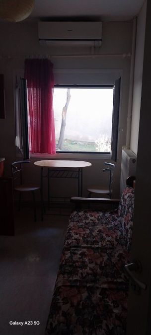 Photo 329188761