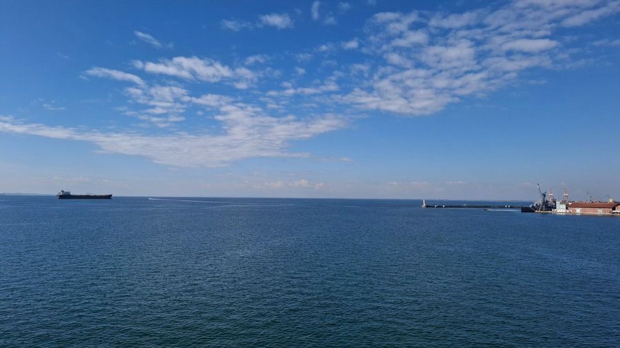 Photo 329303451