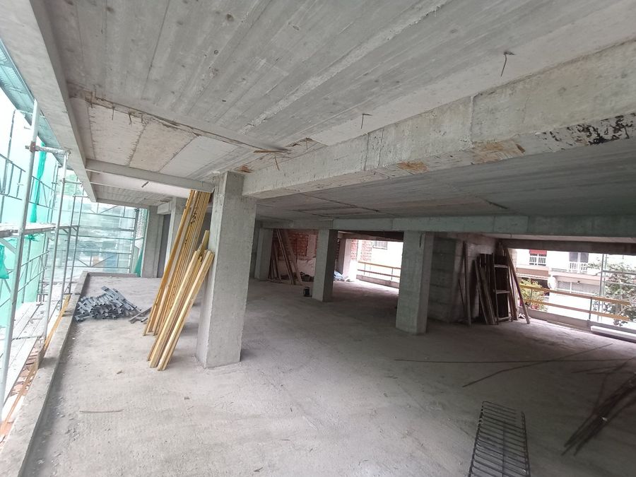 Photo 329320659