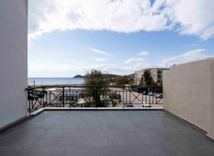 апартамент  за продажба  Anavissos Anavyssos Center, 61 ㎡, 1-ви  етаж, спалня: 1 изображение #3