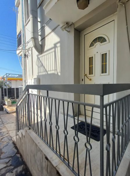 Photo 329602503