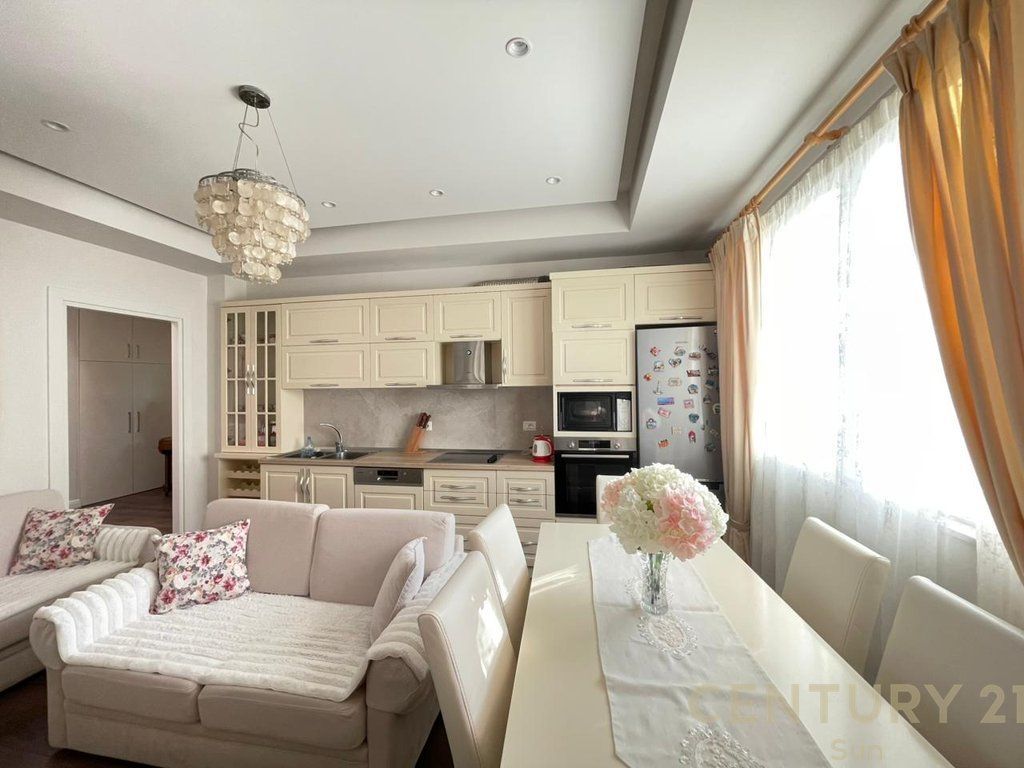 Apartament me qira Rr. e Durresit