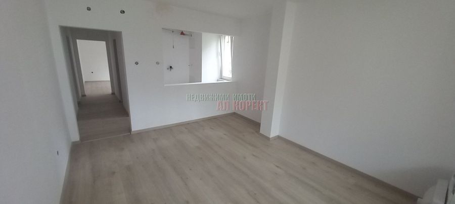 Снимка 330516903