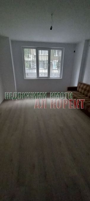 Снимка 330516906