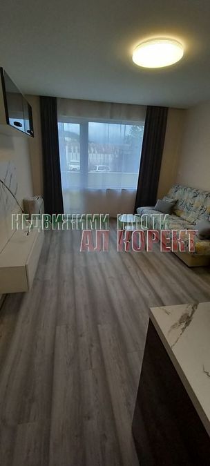 Снимка 330708144