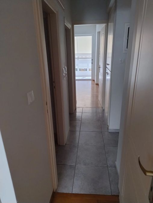 Photo 330734091