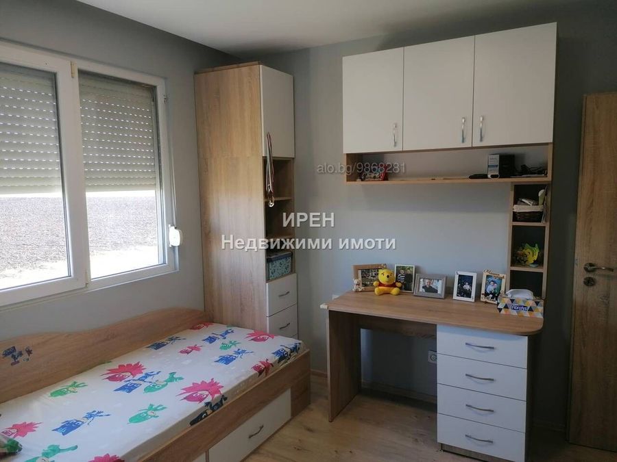 Снимка 330850497
