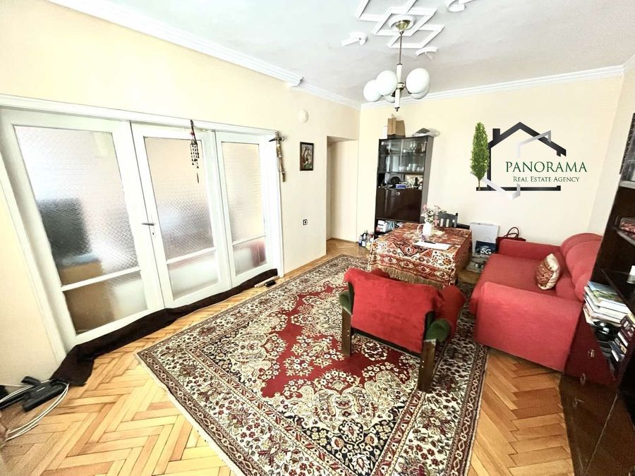 Снимка 331086579