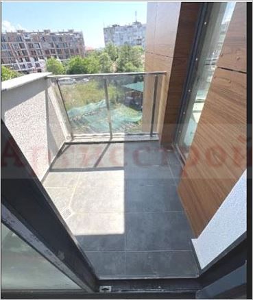 Снимка 331245999