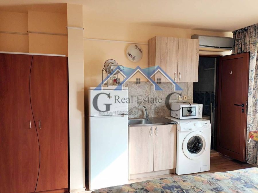 Снимка 331662312