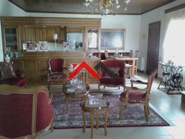 Photo 332363601