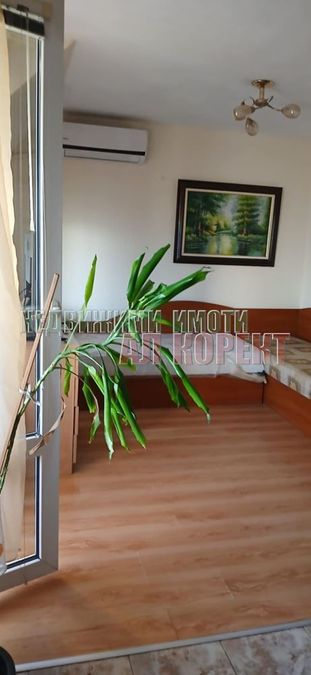 Снимка 332535834