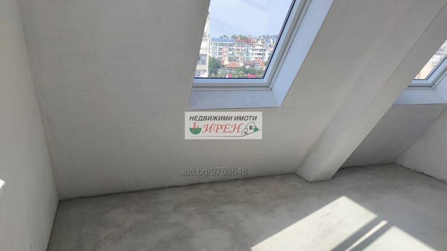 Снимка 332982990