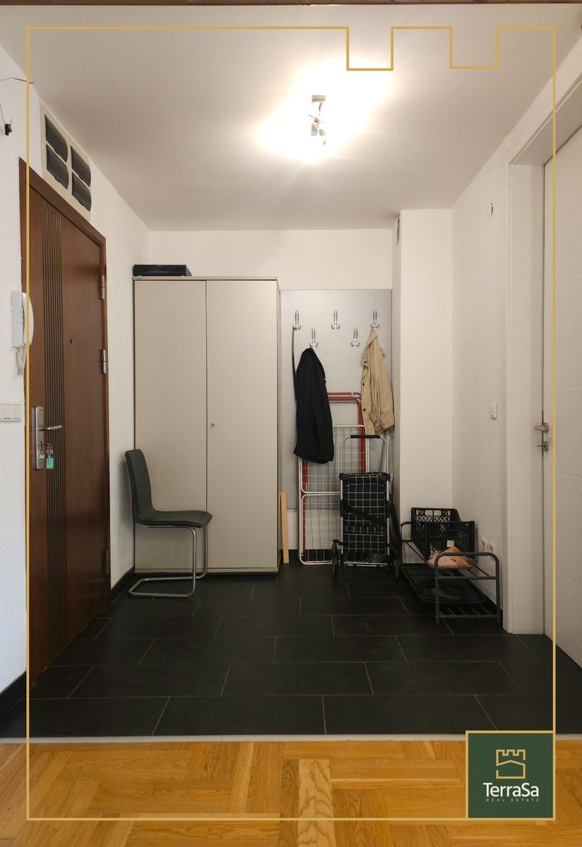 Stan 87 m2 na prodaju Hadžići, Hadžići photo 4