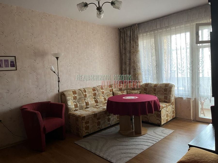 Снимка 334043184