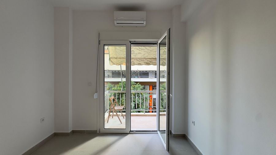 Διαμέρισμα 50 τ.μ., Ρουφ, Γκάζι - Μεταξουργείο - Βοτανικός