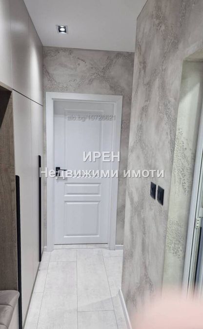 Снимка 334437000