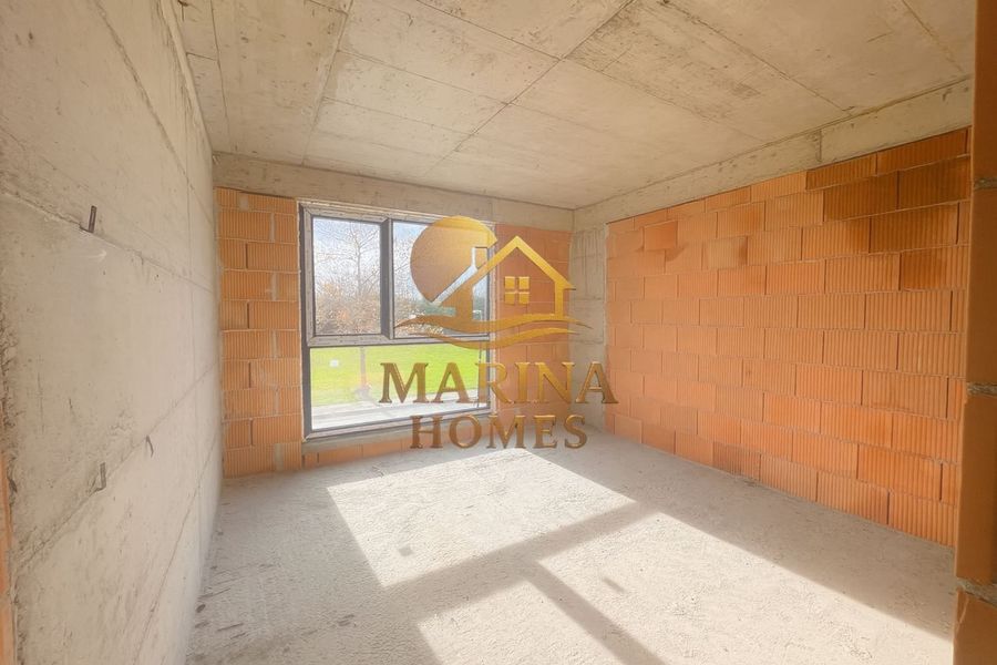 Снимка 334553367