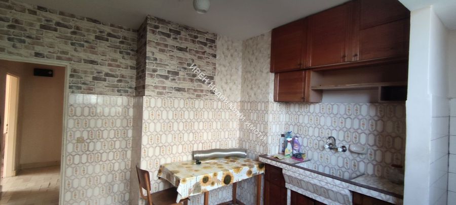 Снимка 335414559