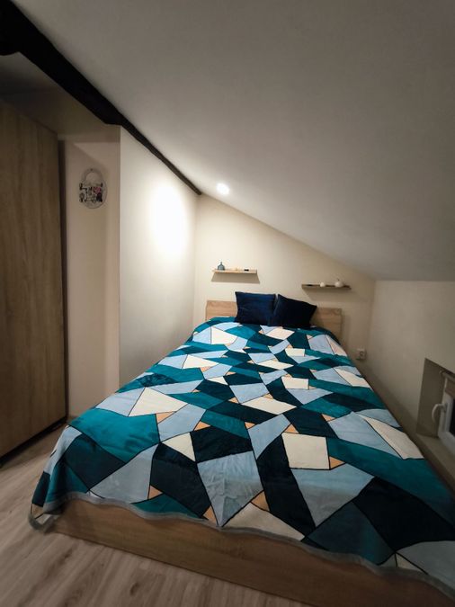 Снимка 335631804