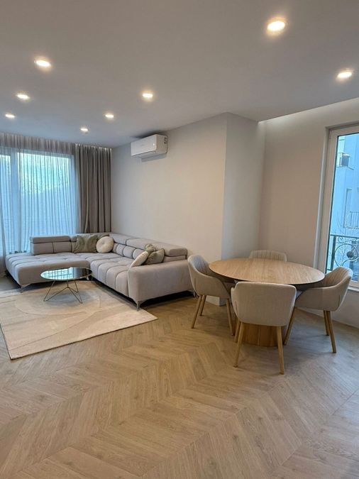 Снимка 335745162