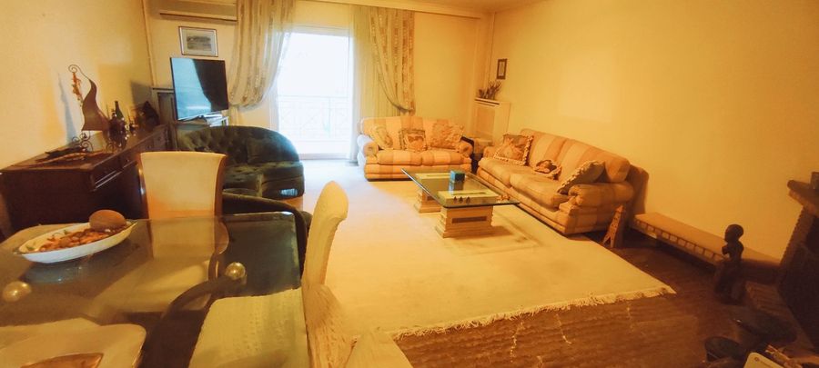 صورة فوتوغرافية 335774667