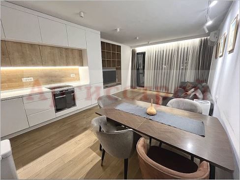 Снимка 335960808