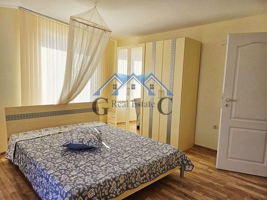 Снимка 336620613