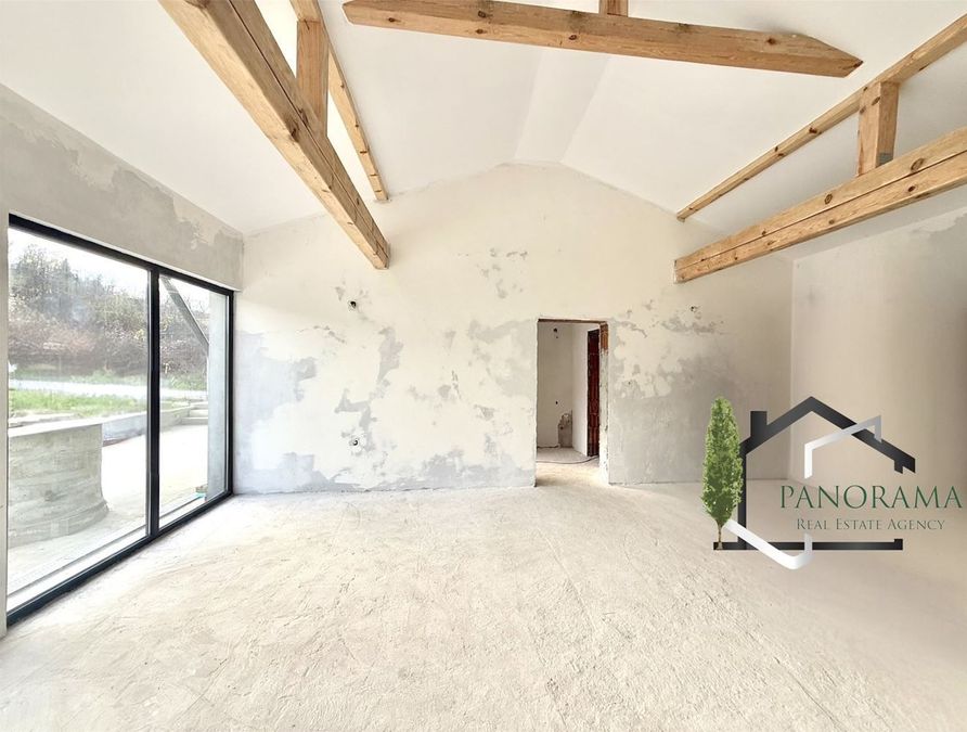 Снимка 336780576