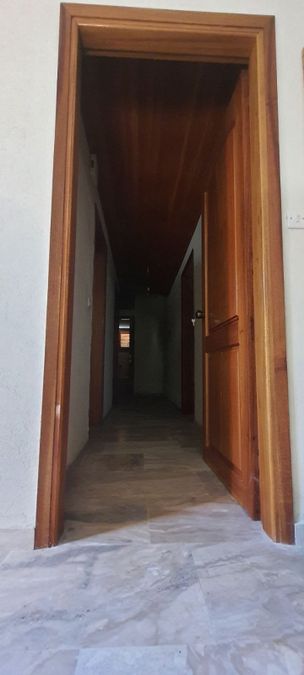 Photo 336844398