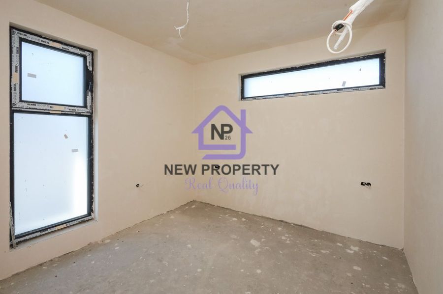 Снимка 337766832