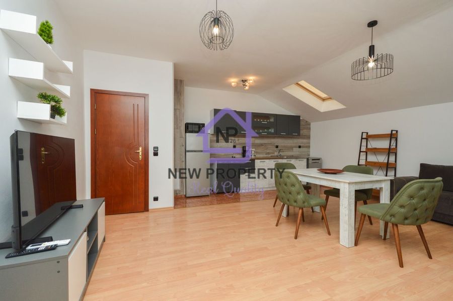 Снимка 337767159