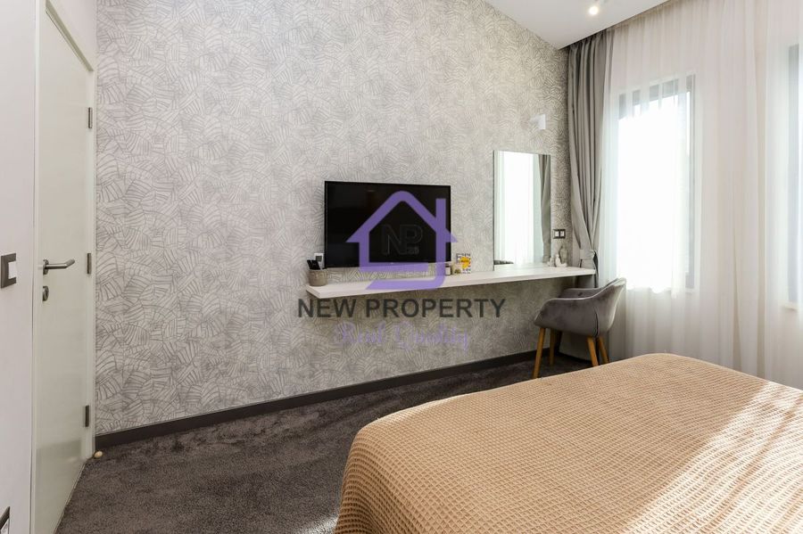 Снимка 337767399