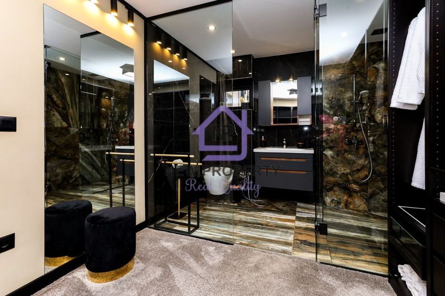 Снимка 337767420