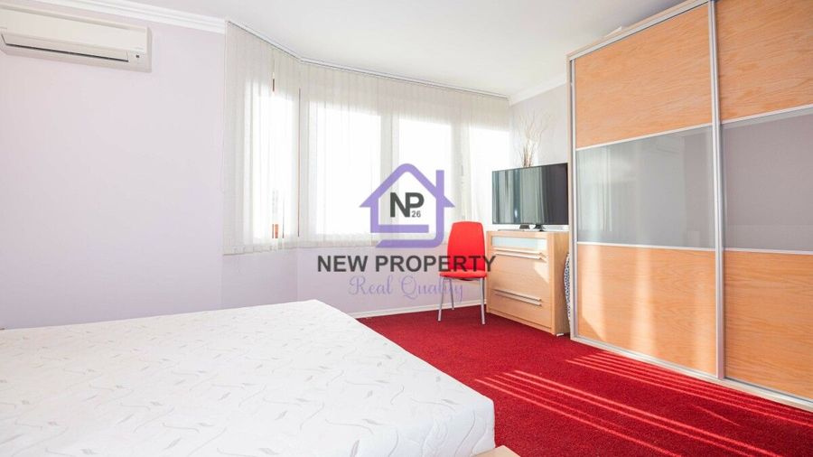 Снимка 337879329