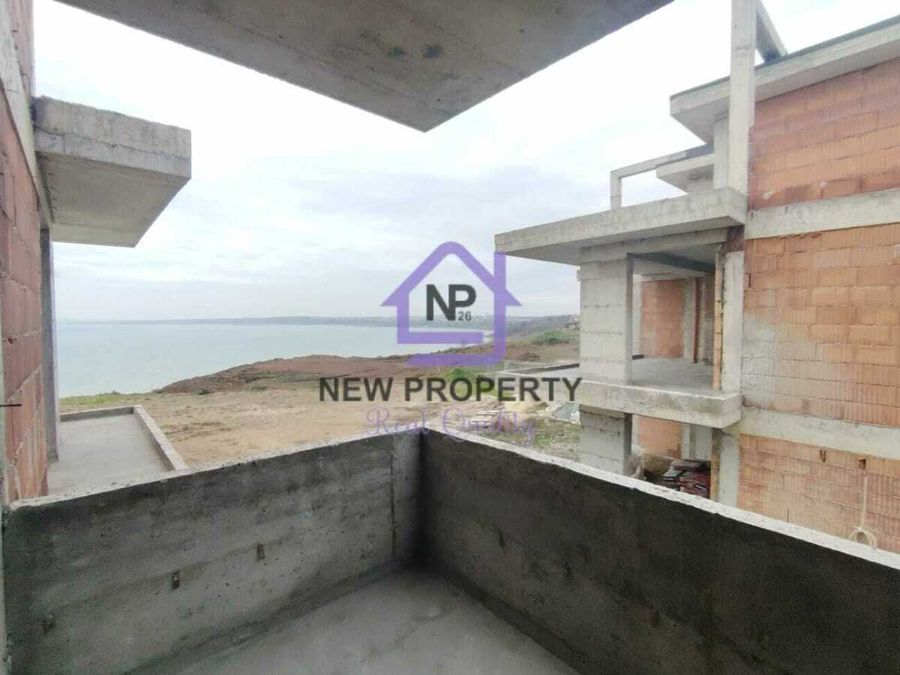 Снимка 338115129