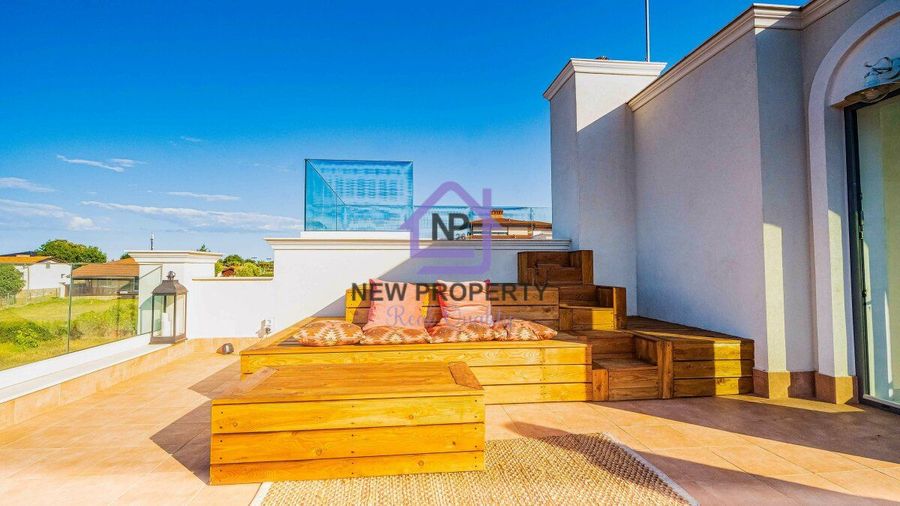 Снимка 338115180