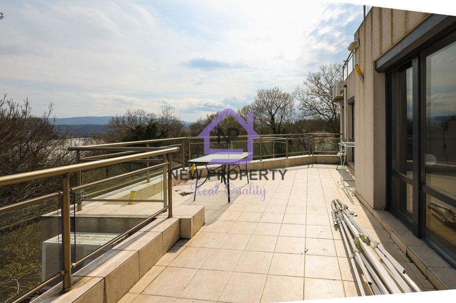 Снимка 338222118