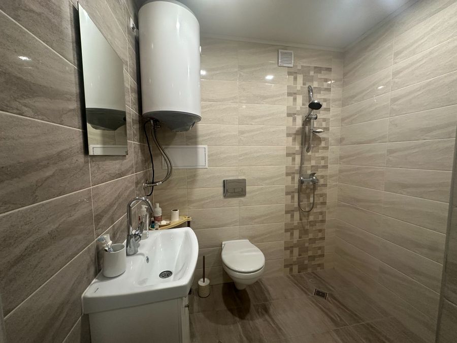 Снимка 338334072