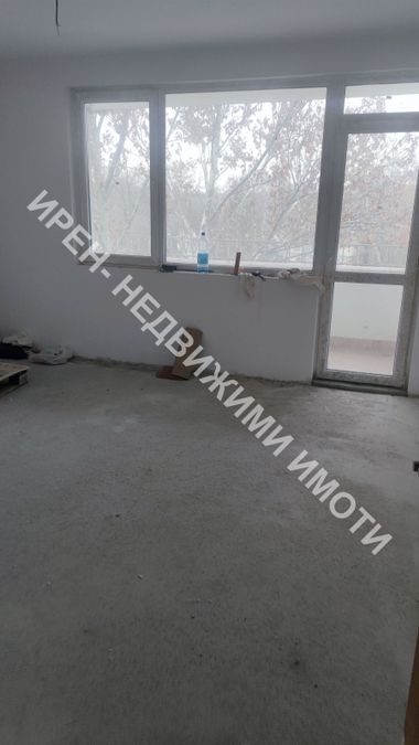 Снимка 338400411