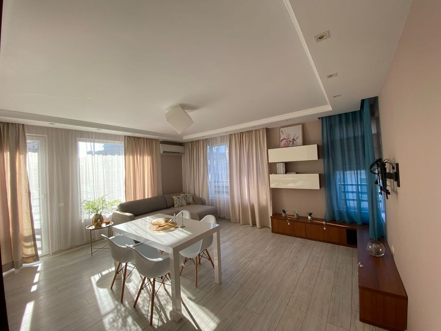 Снимка 338881509