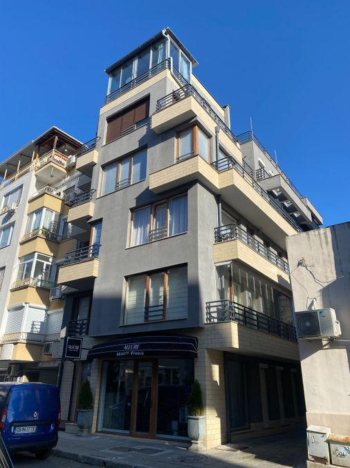 Снимка 338881527