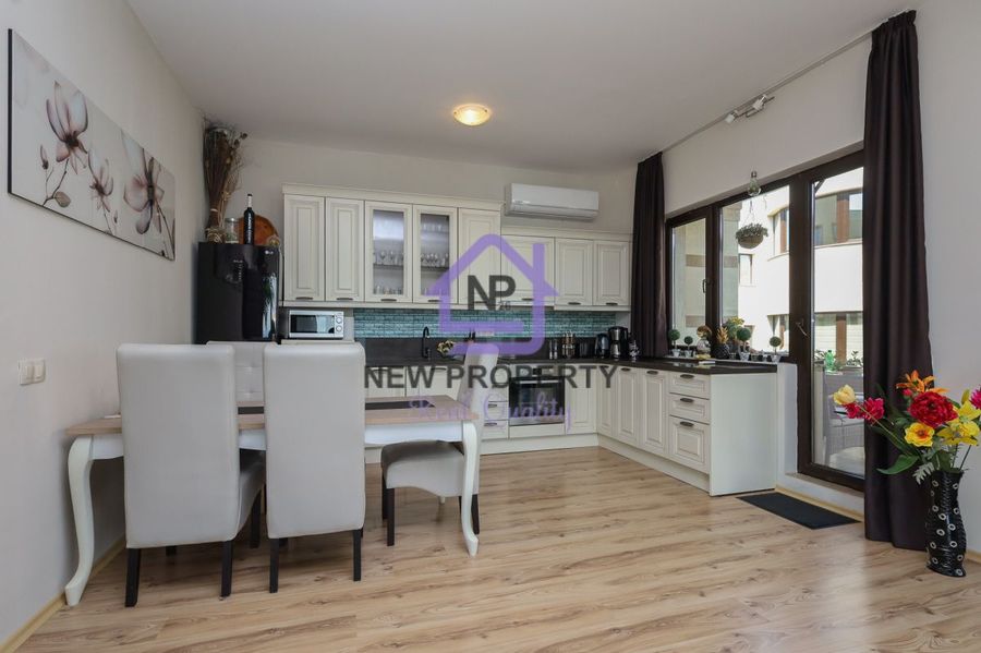 Снимка 338914014