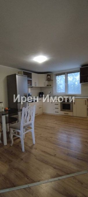 Снимка 343087965