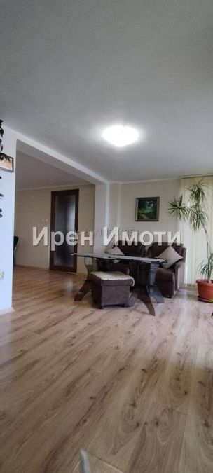 Снимка 343087989