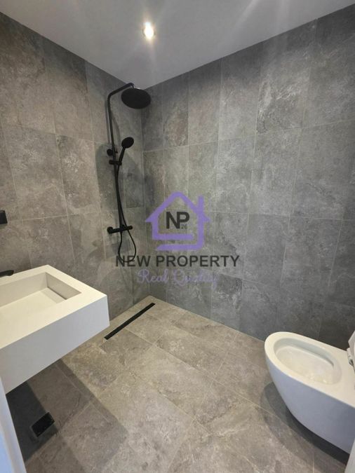 Снимка 343405329