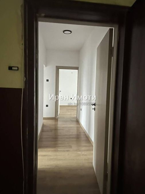 Снимка 344873031