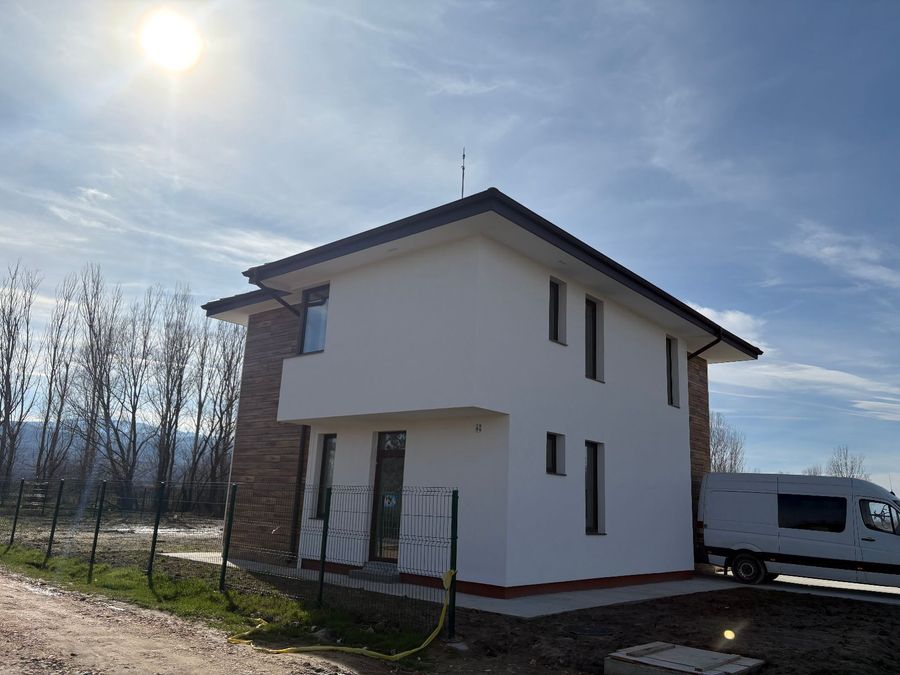 Снимка 345624816