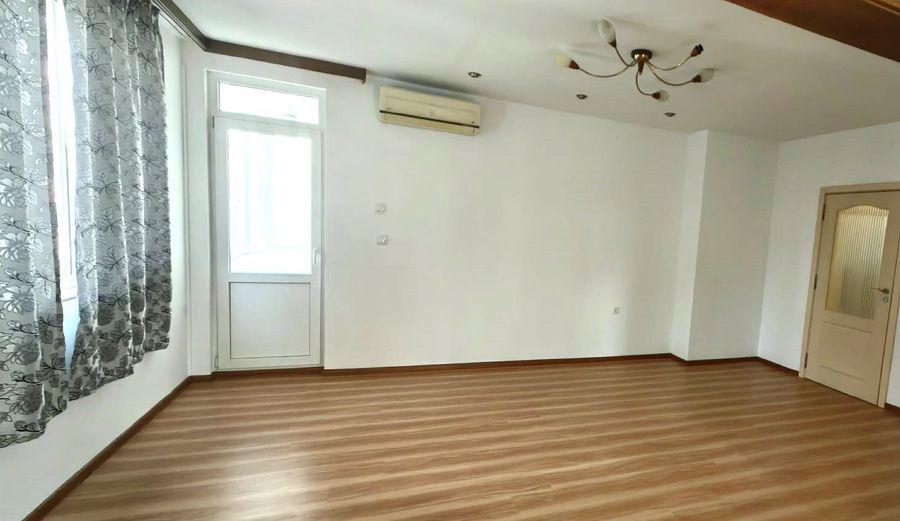 Снимка 346337568